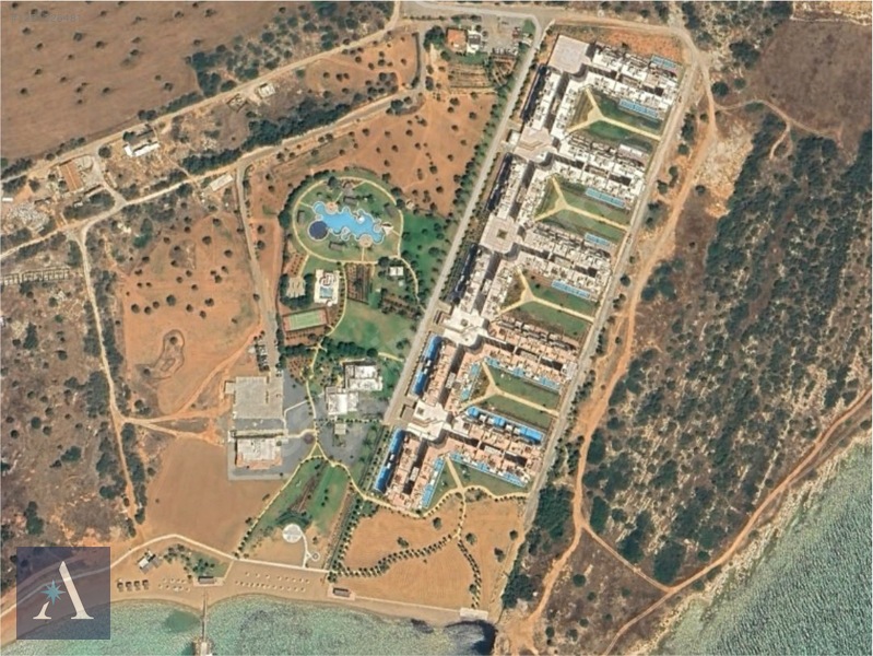 KIBRIS BAFRA THALASSA BEACHTE DENİZE SIFIR SATILIK 1+0 FIRSATI - 17. küçük görsel