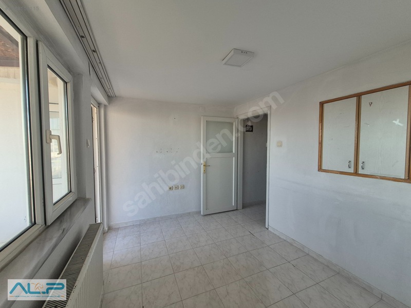 ALP ASİSTANLIK'TAN İBRAHİM ÇALIK LİSESİ YANI KİRALIK 1+1 DAİRE - 13. küçük görsel